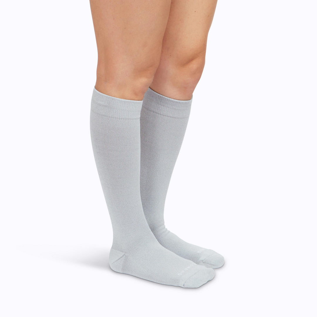 Knee-High Compression Socks – Solid Grey (20-30 mmHg)